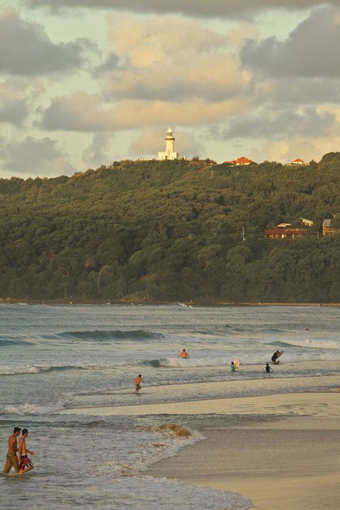 Hibiscus Motel - Accommodation Guide 26