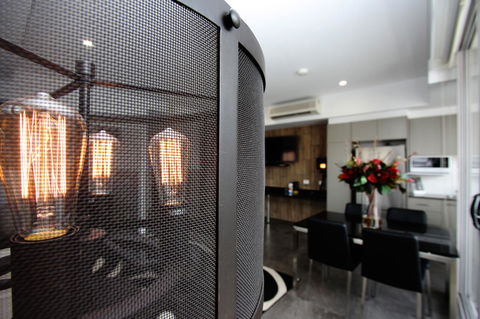 Honeysuckle Executive Apartments - Accommodation Asia 35