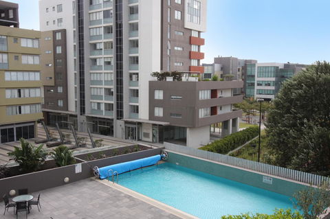 Honeysuckle Executive Apartments - Accommodation Asia 16