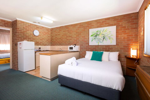 Corowa Bindaree Holiday Park - Accommodation Asia 8