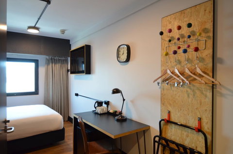 Ibis Budget Sydney East - Accommodation Guide 18