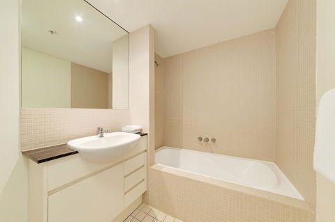Wyndel Apartments - Apex North Sydney - Accommodation Asia 9