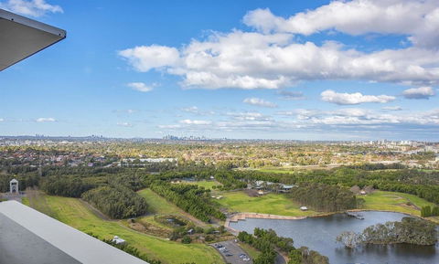 Stunning Views Sydney Olympic Park - Accommodation China 32