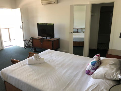 Squid\'s Ink Motel - Accommodation Asia 36