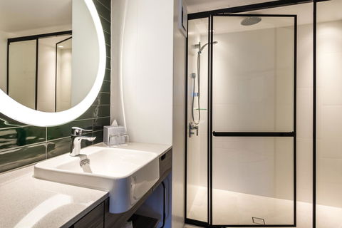 Novotel Sydney Darling Square - Accommodation Guide 8