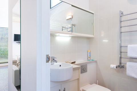 By The Beach B&B Self Contained Apartments - Accommodation China 12