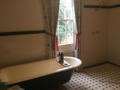 Arcadia - The Barn Cottage & Rosehill Cottage - Accommodation Asia 19