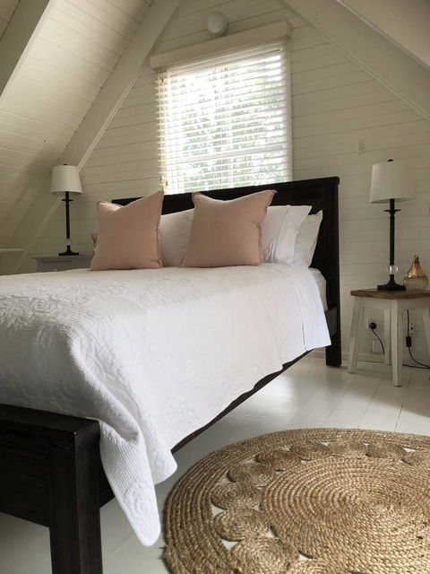 Arcadia - The Barn Cottage & Rosehill Cottage - Accommodation Asia 5
