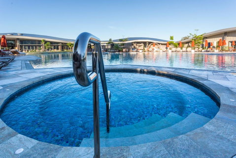 Elements Of Byron - Accommodation Guide 17