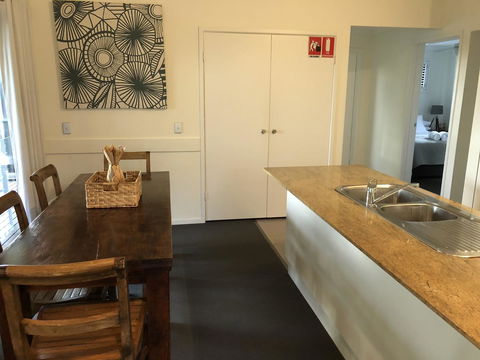 Suranadi Beach House 1 - Accommodation Guide 4