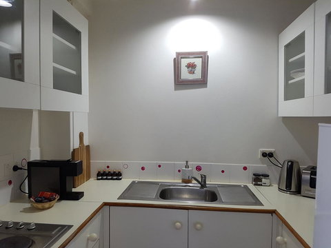 Paxsafe Sydney Hyde Park Budget Apartments - Accommodation Asia 12