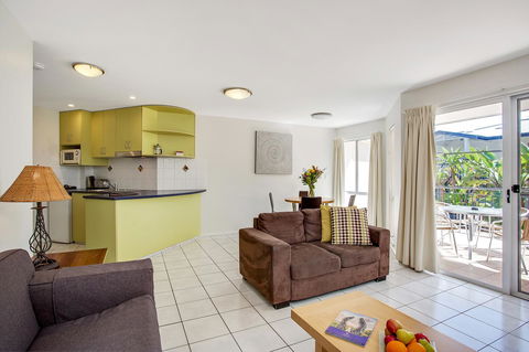 Eco Beach Resort - Accommodation Guide 21