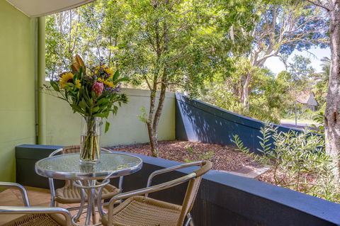 Eco Beach Resort - Accommodation Guide 34