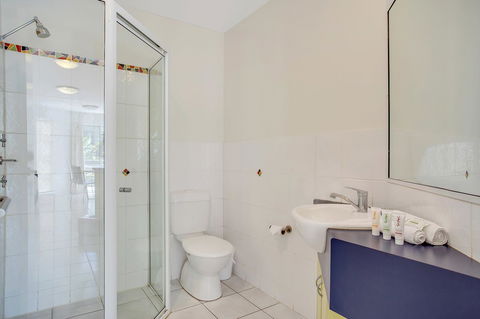 Eco Beach Resort - Accommodation Guide 11