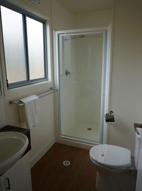 Crestview Tourist Park - Accommodation Asia 1