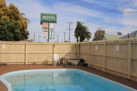 Hunter Valley Motel - Accommodation Guide 25