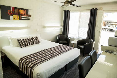 Coastal Bay Motel - Accommodation Asia 27
