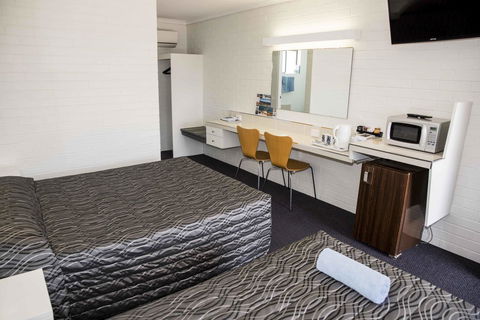 Coastal Bay Motel - Accommodation Asia 29