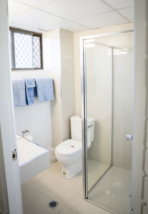 Coastal Bay Motel - Accommodation Asia 41