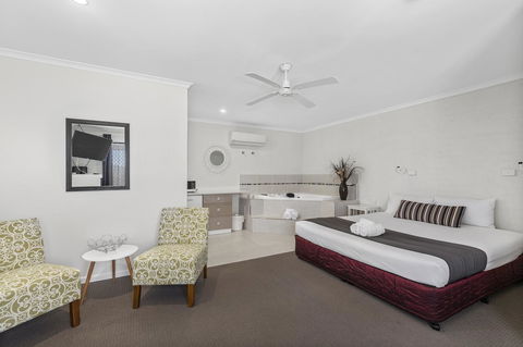 Coastal Bay Motel - Accommodation Asia 13