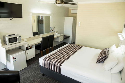 Coastal Bay Motel - Accommodation Asia 28