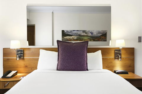 Mercure Sydney - Accommodation Guide 13
