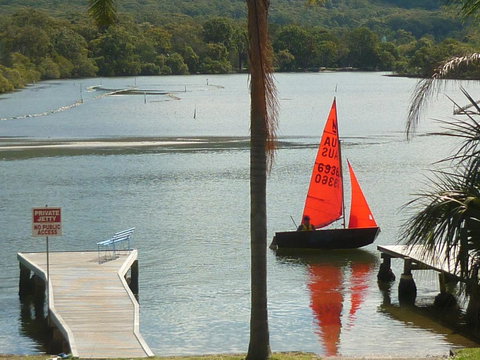 Pelican H2O One & Two Bedroom Apartments - Accommodation Asia 4