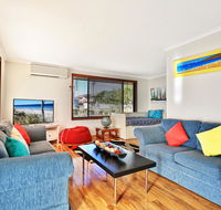 Sandy Toes Beach House Jervis Bay - 2min to Beach - Accommodation Asia