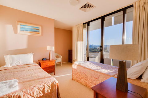 Pacific Towers Beach Resort - Accommodation Asia 19