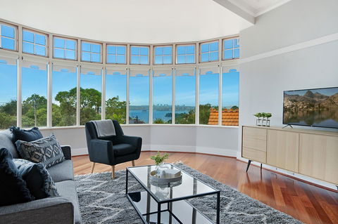 Huge Harbour View Apartment In Historic Home - Accommodation Asia 0