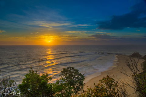 Valla's Beach House - Accommodation Asia 5