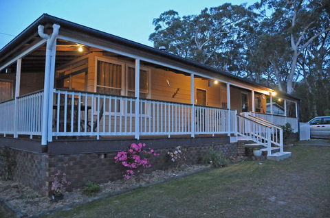 Bush & Bay Cottage - Accommodation Asia 18