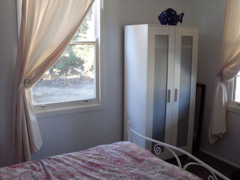 Bush & Bay Cottage - Accommodation Asia 9