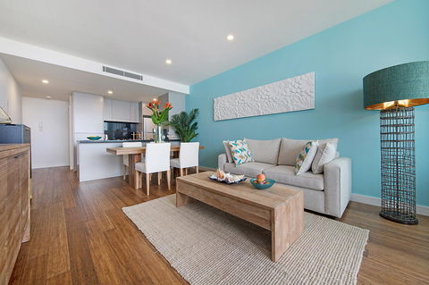 Arena Luxury Beachfront Apartment - Accommodation Asia 41
