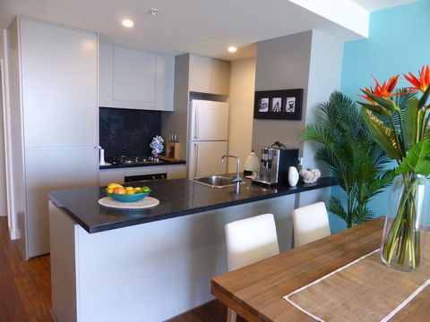 Arena Luxury Beachfront Apartment - Accommodation Asia 17