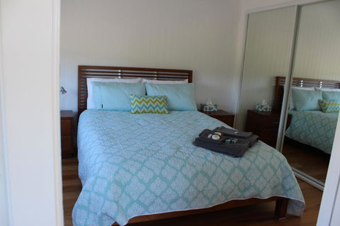 Red Waratah - Accommodation Asia 6