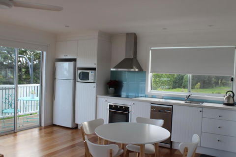 Red Waratah - Accommodation Asia 8