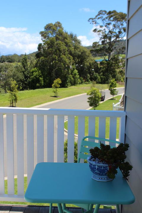 Red Waratah - Accommodation Asia 1