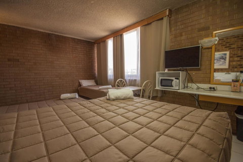 Marco Polo Motor Inn Sydney - Accommodation Guide 24