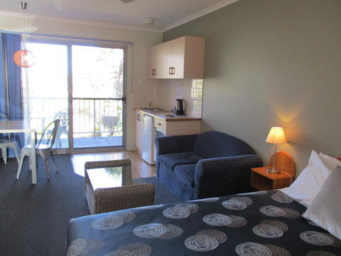 South Seas Motel - Accommodation Asia 11