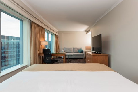 Crowne Plaza Sydney Airport, An IHG Hotel - Accommodation Guide 18