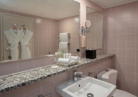 Crowne Plaza Sydney Airport, An IHG Hotel - Accommodation Guide 4