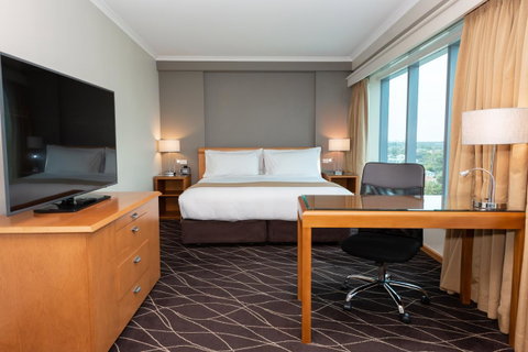 Crowne Plaza Sydney Airport, An IHG Hotel - Accommodation Guide 17