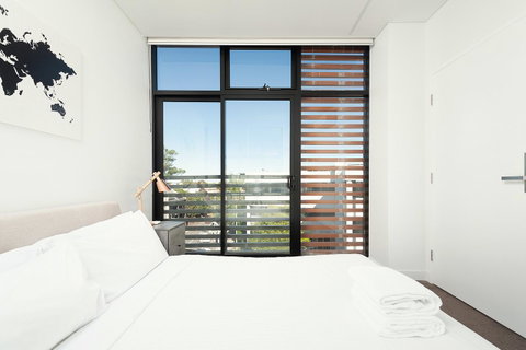 Newtown's Best Designer Apartment - Accommodation Guide 8