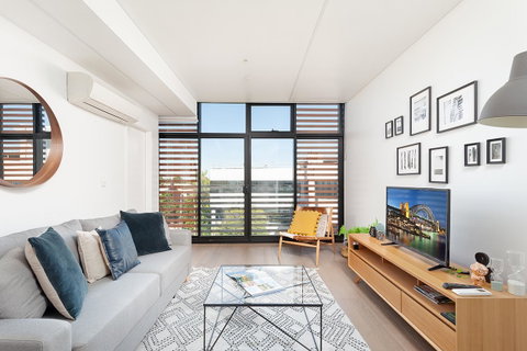 Newtown's Best Designer Apartment - Accommodation Guide 0