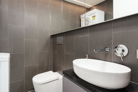 Newtown's Best Designer Apartment - Accommodation Guide 3