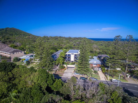 Cape Apartments - Accommodation Guide 6