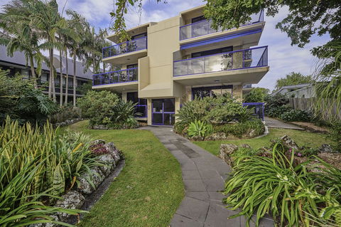 Cape Apartments - Accommodation Guide 0