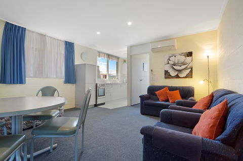 Kalindo Merimbula - Accommodation Asia 5