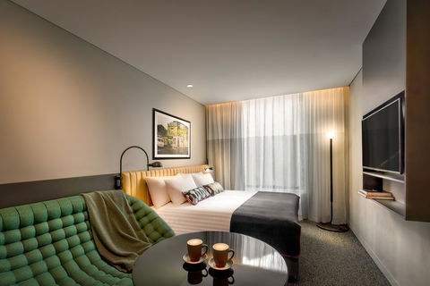 Veriu Green Square - Accommodation Guide 23